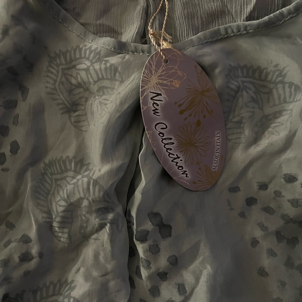 Such a beautiful silk blouse